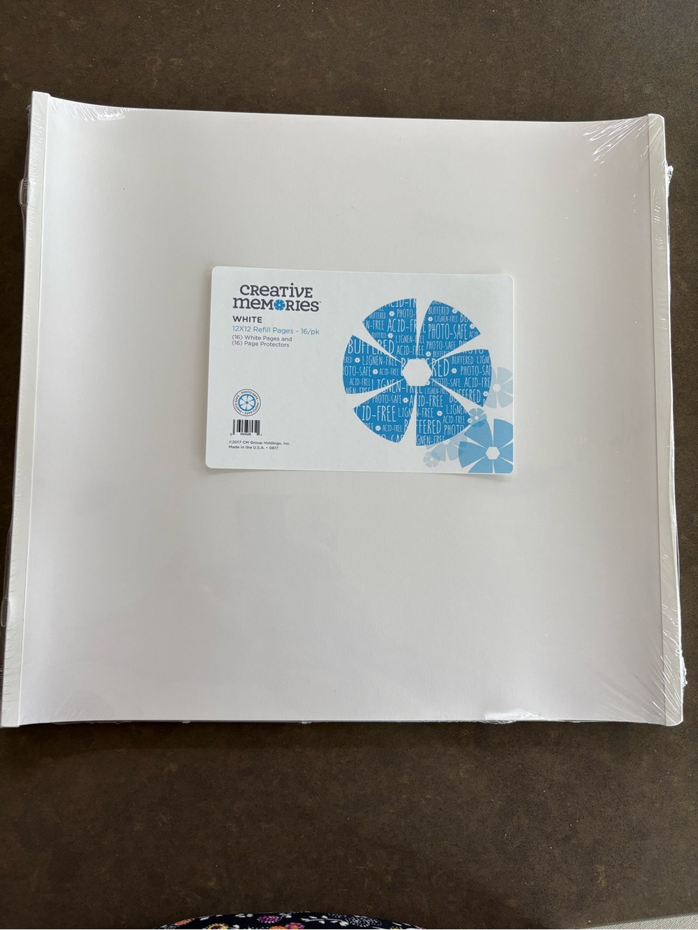 Creative Memories 12x12 Refill Combo Pack 16 White + 16 Clear Page Protectors